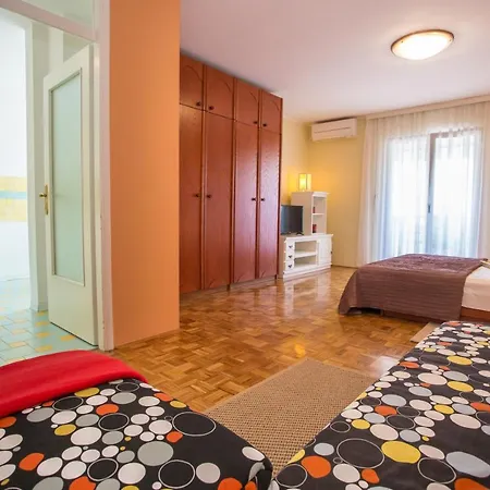 Vista Apartment